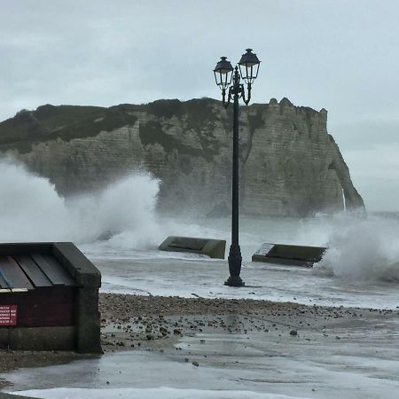 La Caique Maison A 100 M De La Plage Et Des Falaises Vila Étretat Exterior foto
